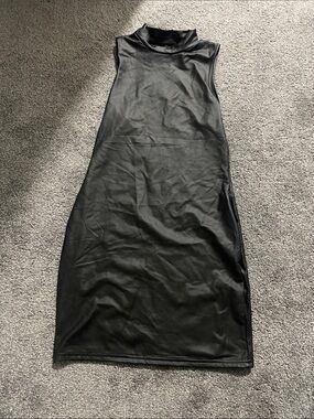 Sleeveless Mock Neck Bodycon Dress - Black